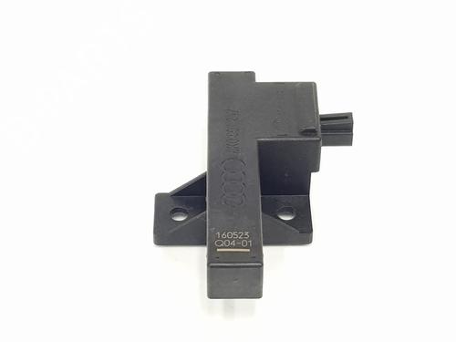 BP30468913M83 main image