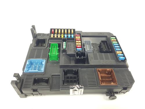 Fuse box PEUGEOT 208 I (CA_, CC_) 1.6 HDi / BlueHDi 75 | BP17043272E1