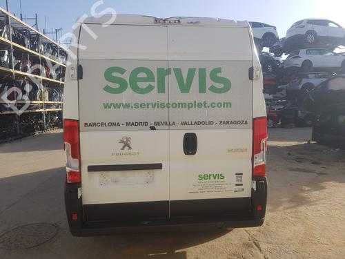 Kabinelys PEUGEOT BOXER Bus 2.2 BlueHDi 140 | BP32679565I8 
