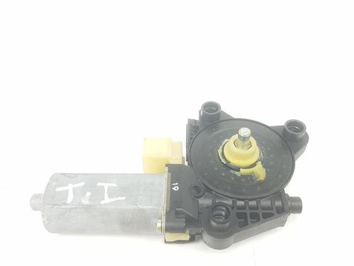 Left front window motor MERCEDES-BENZ C-CLASS (W203) C 180 Kompressor (203.046) | BP17670359E21 