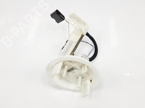 Used Fuel pump MERCEDES-BENZ C-CLASS (W204) C 200 CDI (204.007, 204.006) (136 hp) 9145708