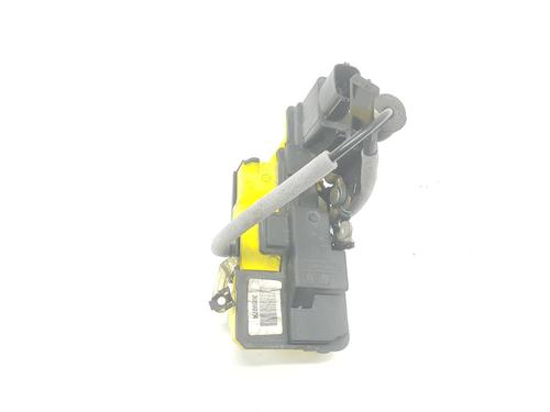Rear left lock VOLVO XC90 I (275) D5 AWD | BP3684142C100 