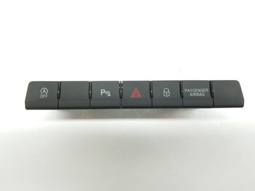 BP31594157I22 main image