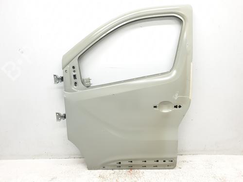 Used Left front door RENAULT TRAFIC III Bus (JG_) [2014-2025]  21003770