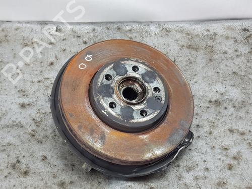 Used Right front steering knuckle MERCEDES-BENZ GLA-CLASS (X156) [2013-2022]  28104039