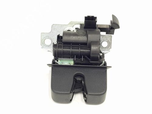 Used Tailgate lock VW T-ROC (A11, D11) 1.0 TSI (110 hp) 30390795