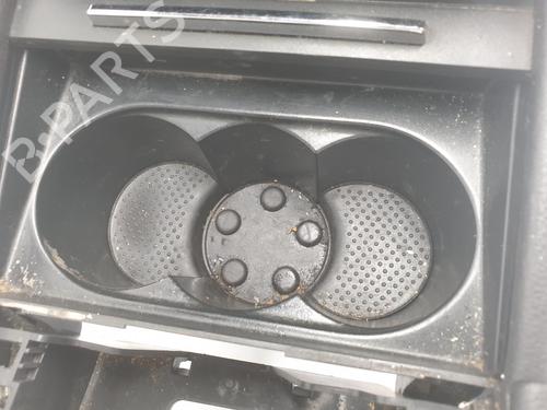 Armrest / Center console SKODA SUPERB III (3V3) 2.0 TDI | BP18784565I20 