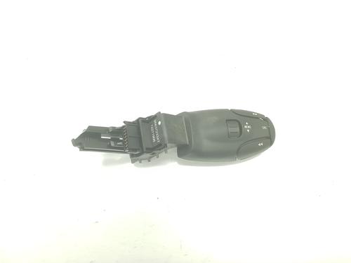 Steering wheel controls PEUGEOT 5008 (0U_, 0E_) 1.6 HDi | BP10362556E15 