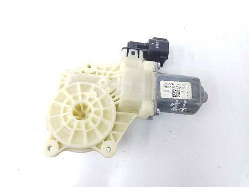 Used Left rear window motor FORD FOCUS III 2.0 ST (250 hp) 6023522
