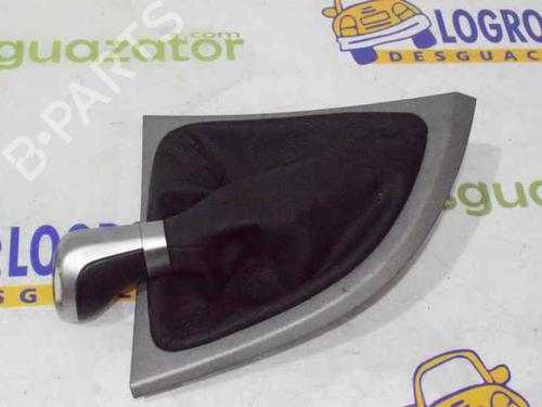 Used Shift knob BMW 1 (E87) 118 d (143 hp) 11392848