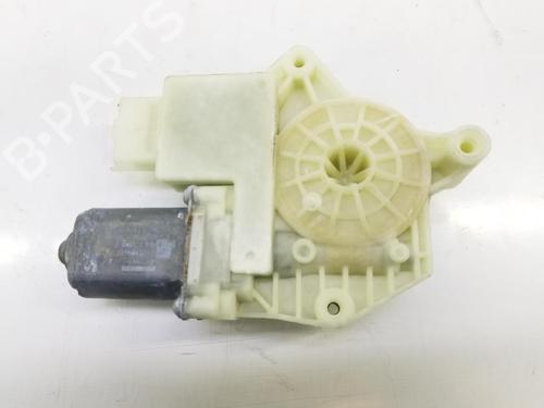 Right front window motor PEUGEOT 308 II (LB_, LP_, LW_, LH_, L3_) 1.6 HDi / BlueHDi 115 | BP9138938E20 