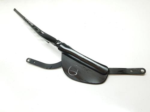 Used Front windshield wiper arm BMW 5 (E60) 525 d (177 hp) 20192873
