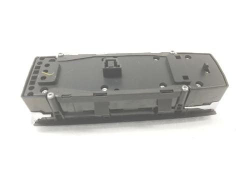 Left front window switch MERCEDES-BENZ CLA Coupe (C117) CLA 200 CDI / d (117.308) | BP11129369I27 