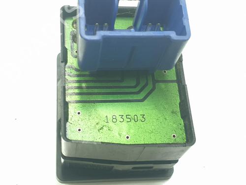 Mirror switch TOYOTA LAND CRUISER 90 (_J9_) 3.0 TD (KZJ90_, KZJ95_, KZJ90R, KZJ95R, KZJ90W, KZJ95W) | BP17724770I25 