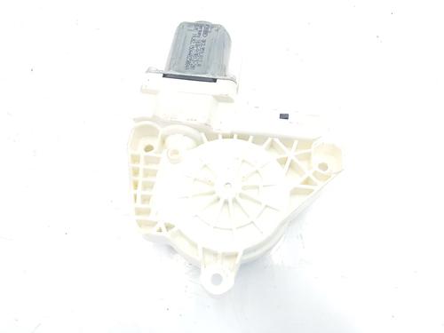 Portierruitmotor rechtsachter AUDI Q3 (8UB, 8UG) 2.0 TDI (150 hp) 10386652