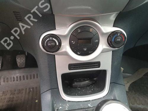 Right front window motor FORD FIESTA VI (CB1, CCN) 1.4 | BP7714238E20 