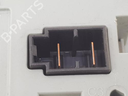 Fuse box LAND ROVER RANGE ROVER IV (L405) 4.4 SDV8 4x4 | BP8820797E1 