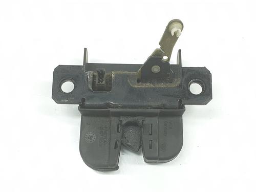 Used Tailgate lock VW GOLF IV (1J1) 1.9 TDI (90 hp) 9841332