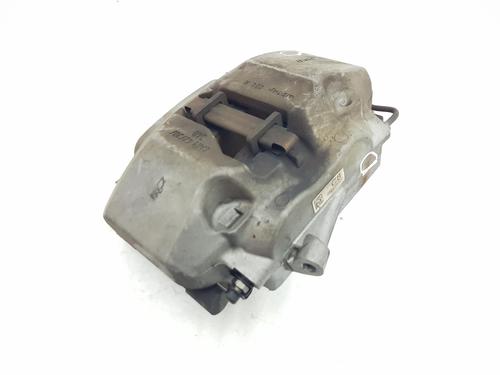 Used Right front brake caliper BMW 5 Touring (G31) 530 i (252 hp) 11599573