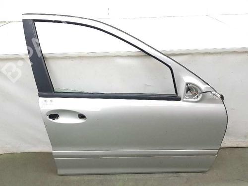 Dør højre fortil MERCEDES-BENZ C-CLASS (W203) C 200 CDI (203.004) (116 hp) 3258727