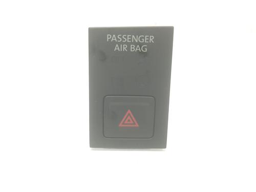 Used Warning switch VW GOLF VII (5G1, BQ1, BE1, BE2) 2.0 TDI (150 hp) 11282873