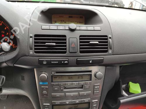 Fuse box TOYOTA AVENSIS Saloon (_T25_) 2.0 VVT-i (AZT250_, AZT250R) | BP6335946E1 