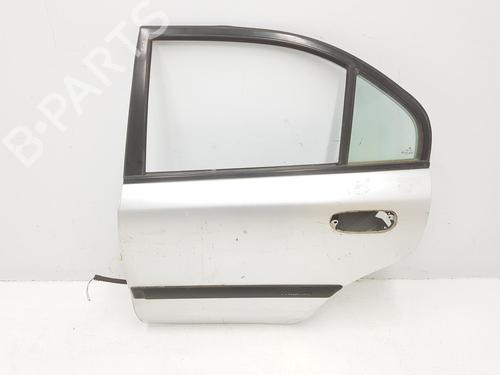 Porte arrière gauche MITSUBISHI CARISMA (DA_) 1.9 DI-D (DA5A) (115 hp) 1258417