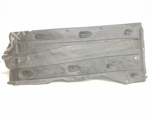 Used Underbody protection VW GOLF VII (5G1, BQ1, BE1, BE2) 1.6 TDI (110 hp) 14099427