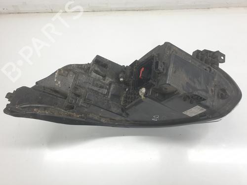 Right headlight RENAULT TRAFIC III Van (FG_)  | BP32116099C29 