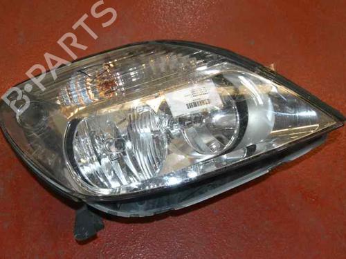 Used Right headlight RENAULT SCÉNIC I MPV (JA0/1_, FA0_) 2.0 16V (JA1B, JA1D, JA0C) (139 hp) 2972121