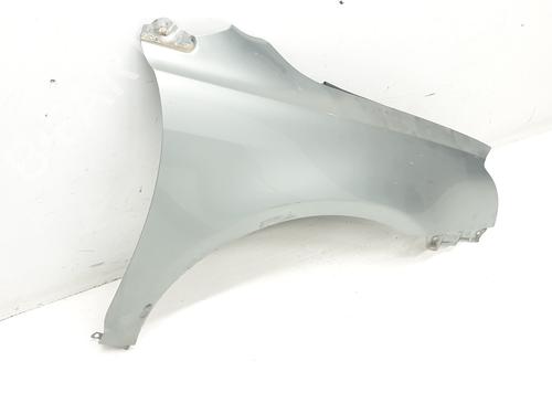 Right front fenders TOYOTA AVENSIS (_T25_) 2.0 D-4D (ADT250_, ADT250R) | BP20187696C42 