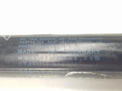 Hood lift support BMW 7 (E65, E66, E67) 730 d | BP18920216C139 