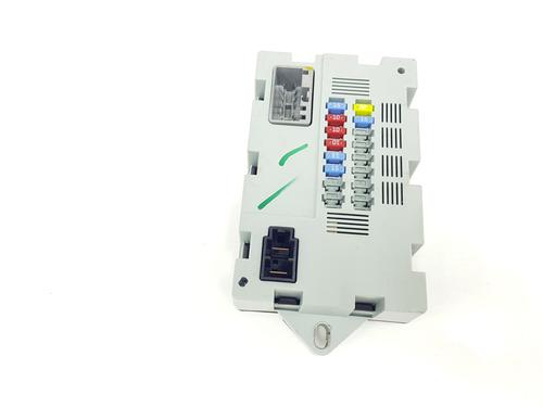 Fuse box LAND ROVER RANGE ROVER VELAR (L560) 2.0 D180 TD4 4x4 | BP37014458E1 - Image 2