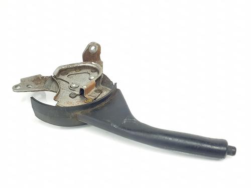 Frein à main TOYOTA HILUX VII Pickup (_N1_, _N2_, _N3_) 2.5 D-4D 4WD (KUN25) (144 hp) 31973219