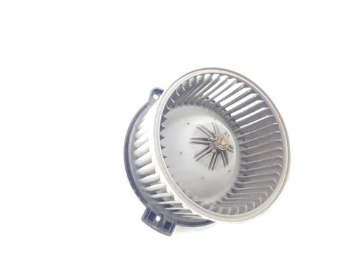 Used Heater blower motor TOYOTA LAND CRUISER 90 (_J9_) 3.0 D-4D 4WD (KDJ90_, KDJ95_, KDJ90W, KDJ95W) (163 hp) 17683207