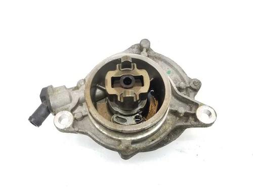 Used Vacuum pump BMW 3 Coupe (E92) 335 d (286 hp) 7563341