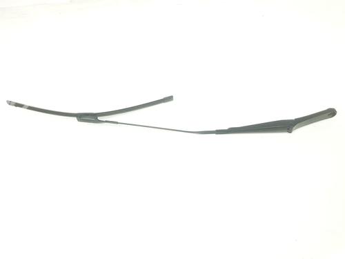 Used Front windshield wiper arm AUDI A4 B9 (8W2, 8WC) 3.0 TDI quattro (272 hp) 18107758