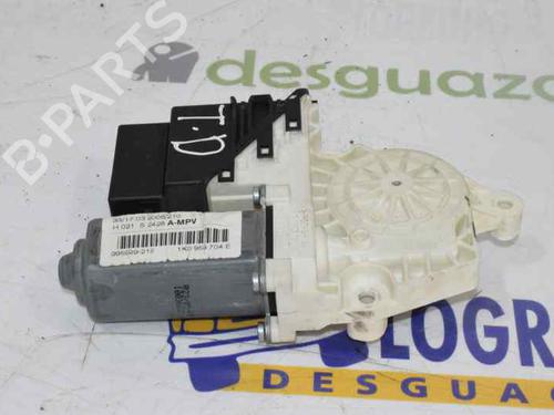 Used Right rear window motor VW TOURAN (1T1, 1T2) 1.9 TDI (105 hp) 777039