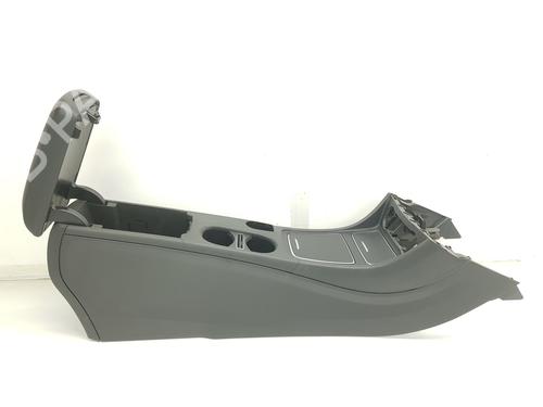 Armrest / Center console MERCEDES-BENZ A-CLASS (W176) A 200 CDI / d (176.008) | BP29731714I20 