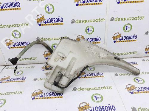 Deposito limpa vidros BMW 1 Coupe (E82) 120 d (177 hp) 7895092