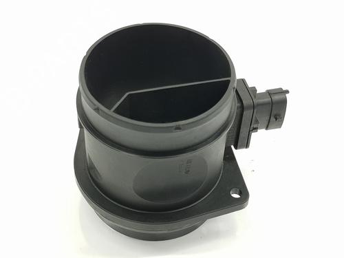 Used Mass air flow sensor LAND ROVER RANGE ROVER VELAR (L560) 2.0 D180 TD4 4x4 (180 hp) 20195688