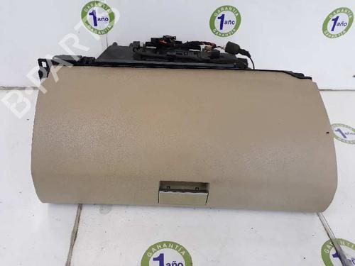 Used Glove box MERCEDES-BENZ B-CLASS Sports Tourer (W245) B 180 CDI (245.207) (109 hp) 5250821