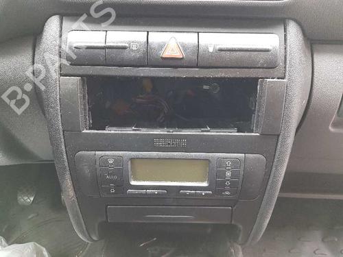 Bakluke lås SEAT LEON (1M1) 1.6 16 V | BP3388009C101 