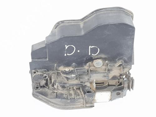 Serrure avant droite BMW 1 (E81) 116 i (115 hp) 22788368