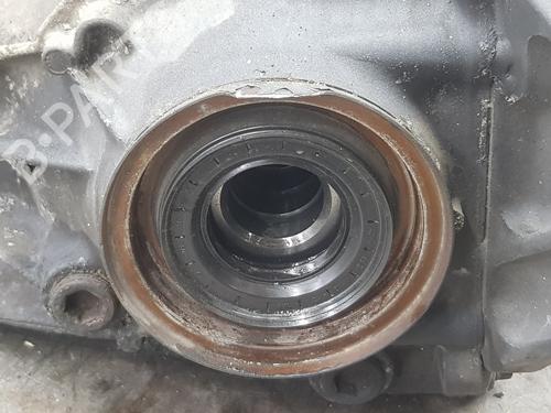 Rear differential MERCEDES-BENZ C-CLASS T-Model (S205) C 200 BlueTEC / d (205.237) | BP28681315M24