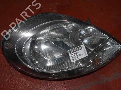 Used Right headlight OPEL VIVARO A Van (X83) 2.5 DTI (F7) (135 hp) 1325768