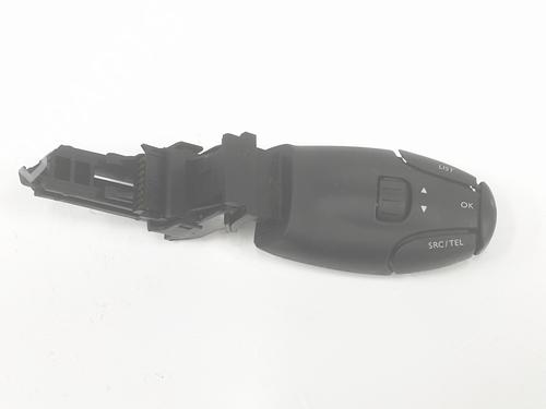 steering-wheel-controls-peugeot-expert-van-v_-2016-34354591 main image