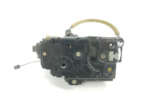 Vergrendeling links voor SEAT TOLEDO II (1M2) 1.8 20V (125 hp) 15990293