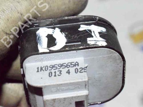 Mirror switch VW GOLF V (1K1) 1.6 | BP1363779I25 