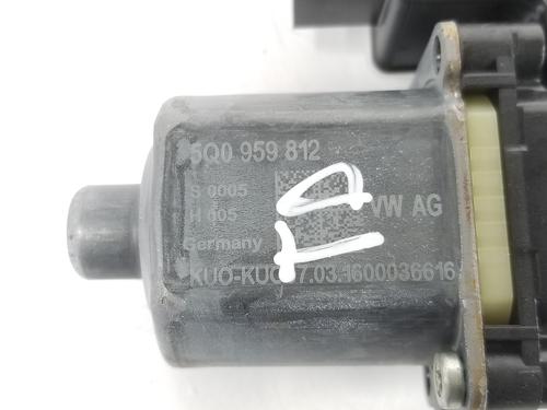 Right rear window motor VW GOLF VII (5G1, BQ1, BE1, BE2) 1.4 TSI | BP10513306E22 